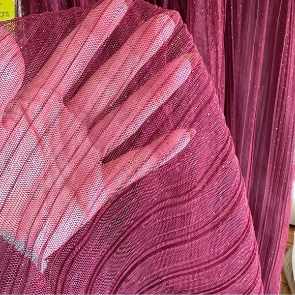 NANETTE Tulle and Lace Sparkly Burgundy Party Dress Flower Girl Princess Size 8 - Picture 13 of 14